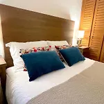 L\'Appartement Pierre Charron L